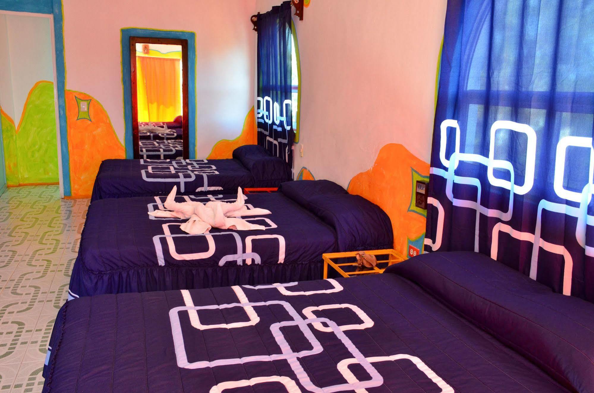 Adventure Experience Hotel Playa del Carmen Dış mekan fotoğraf